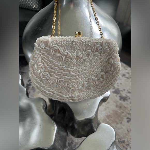 Vintage wedding day fully beaded white evening bag made in ❤️Hong Kong❤️ - Picture 16 of 17